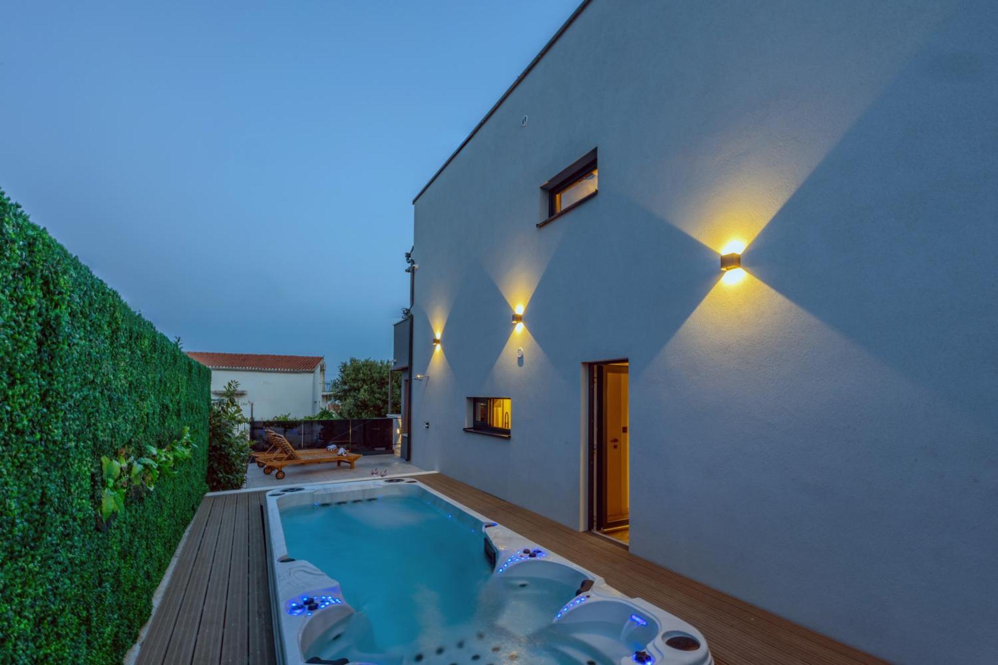 Villa Roma Sauna And Hydrotherapy Pool トロギール エクステリア 写真