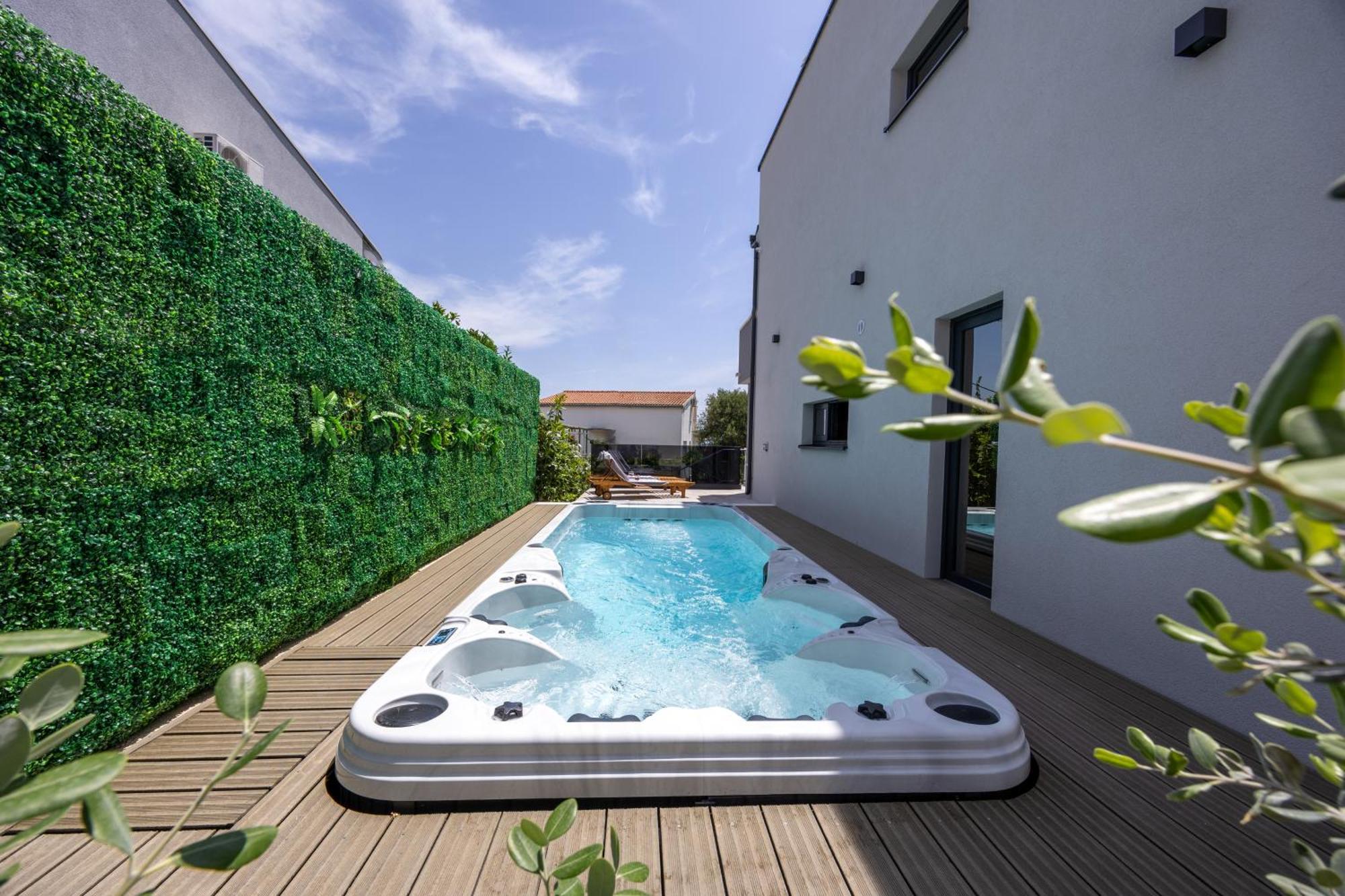Villa Roma Sauna And Hydrotherapy Pool トロギール エクステリア 写真